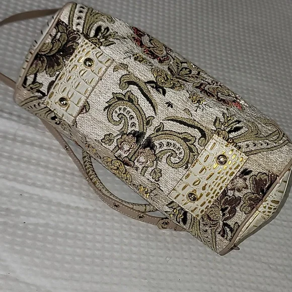 Beautifully Embroderided & Leather Sharif 1827 Satchel - Picture 5 of 14